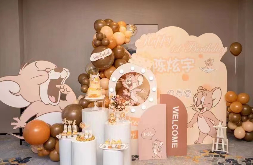 博思花藝婚慶教育，婚慶培訓，花藝培訓，插花培訓，花藝師培訓，主持人培訓，商務主持人培訓，花店運營培訓，花店全系統(tǒng)營銷，小白開花店，小白學主持，金璽棠婚慶酒店，金璽棠總部，鄭州金麻雀教育科技有限公司