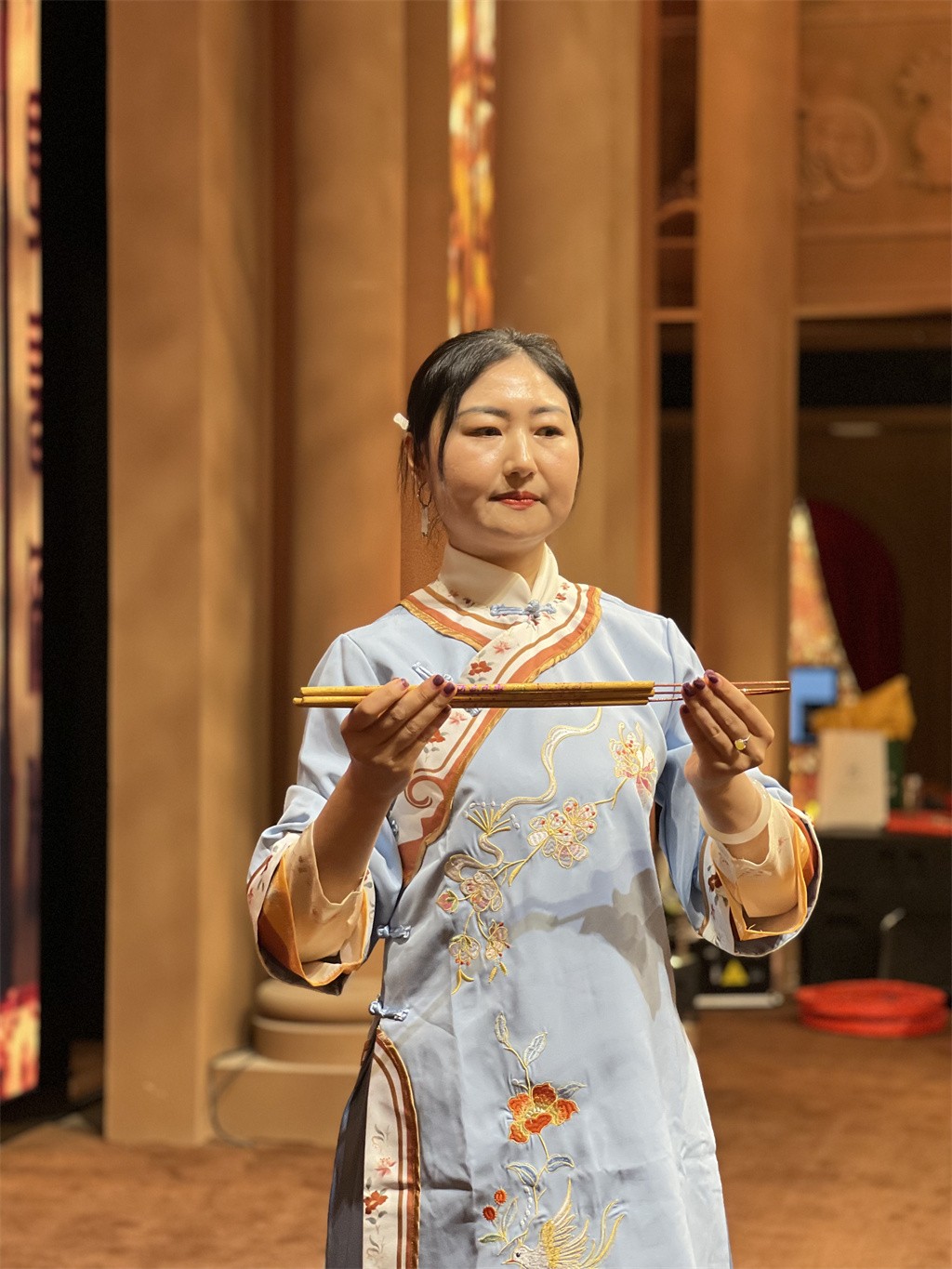 博思花藝婚慶教育，婚慶培訓(xùn)，花藝培訓(xùn)，插花培訓(xùn)，花藝師培訓(xùn)，主持人培訓(xùn)，商務(wù)主持人培訓(xùn)，花店運營培訓(xùn)，花店全系統(tǒng)營銷，小白開花店，小白學(xué)主持，金璽棠婚慶酒店，金璽棠總部，鄭州金麻雀教育科技有限公司