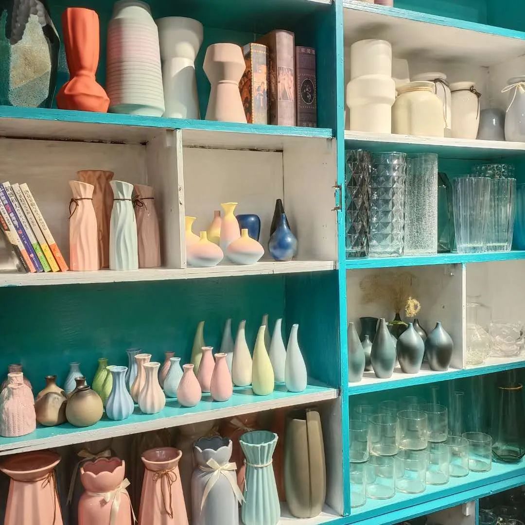 博思花藝婚慶教育，婚慶培訓(xùn)，花藝培訓(xùn)，插花培訓(xùn)，花藝師培訓(xùn)，主持人培訓(xùn)，商務(wù)主持人培訓(xùn)，花店運(yùn)營(yíng)培訓(xùn)，花店全系統(tǒng)營(yíng)銷，小白開(kāi)花店，小白學(xué)主持，金璽棠婚慶酒店，金璽棠總部，鄭州金麻雀教育科技有限公司