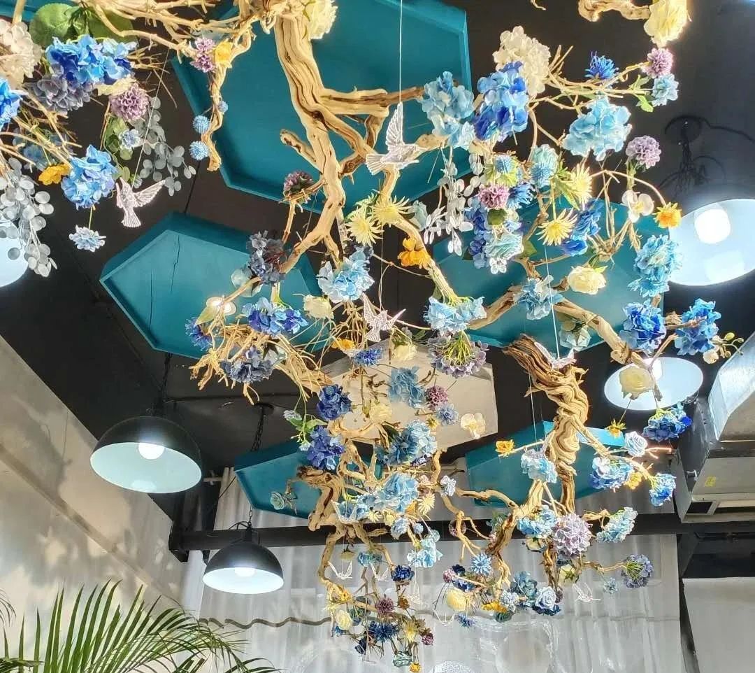 博思花藝婚慶教育，婚慶培訓(xùn)，花藝培訓(xùn)，插花培訓(xùn)，花藝師培訓(xùn)，主持人培訓(xùn)，商務(wù)主持人培訓(xùn)，花店運(yùn)營(yíng)培訓(xùn)，花店全系統(tǒng)營(yíng)銷，小白開(kāi)花店，小白學(xué)主持，金璽棠婚慶酒店，金璽棠總部，鄭州金麻雀教育科技有限公司