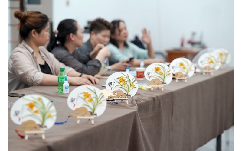 頌花匠的沙龍課能給你什么？